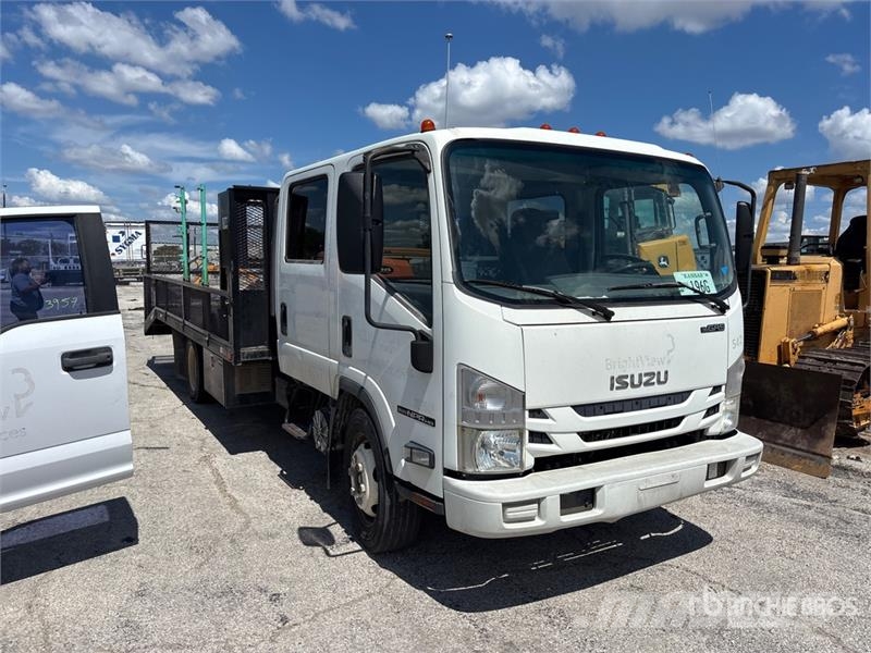 Isuzu NPR Pritschenwagen/Pritschenwagen mit Seitenklappe