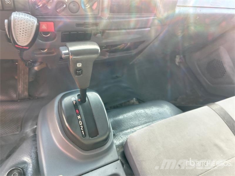 Isuzu NPR Kita