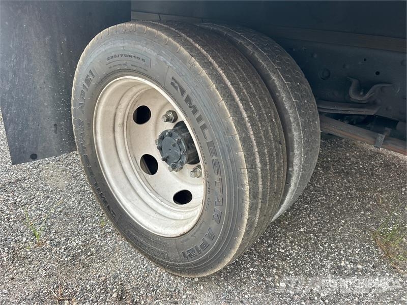 Isuzu NPR Ostali kamioni