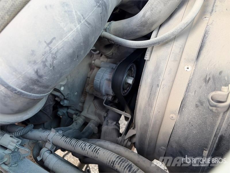 Isuzu NPR Andere Fahrzeuge