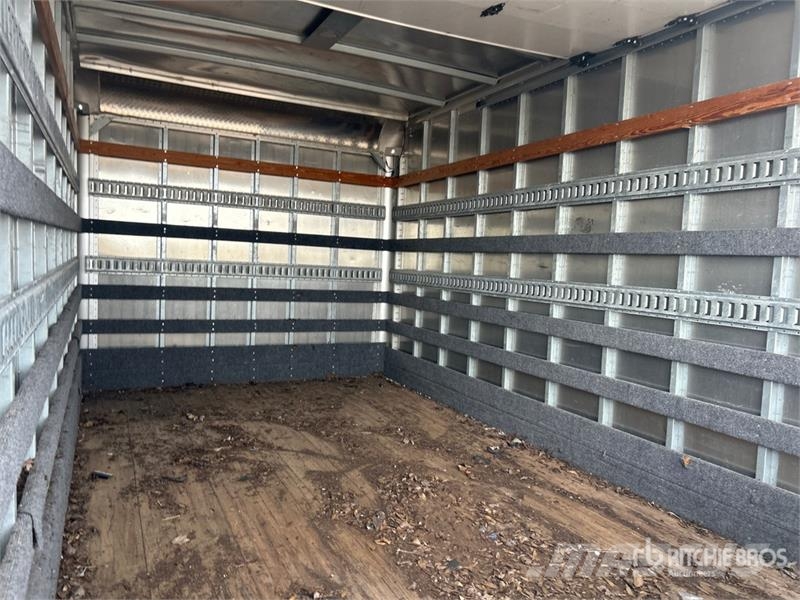 Isuzu NPR HD Camiones caja cerrada
