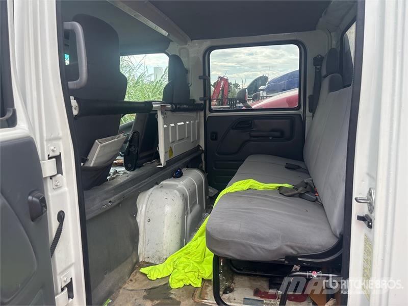 Isuzu NPR HD Skåpbilar