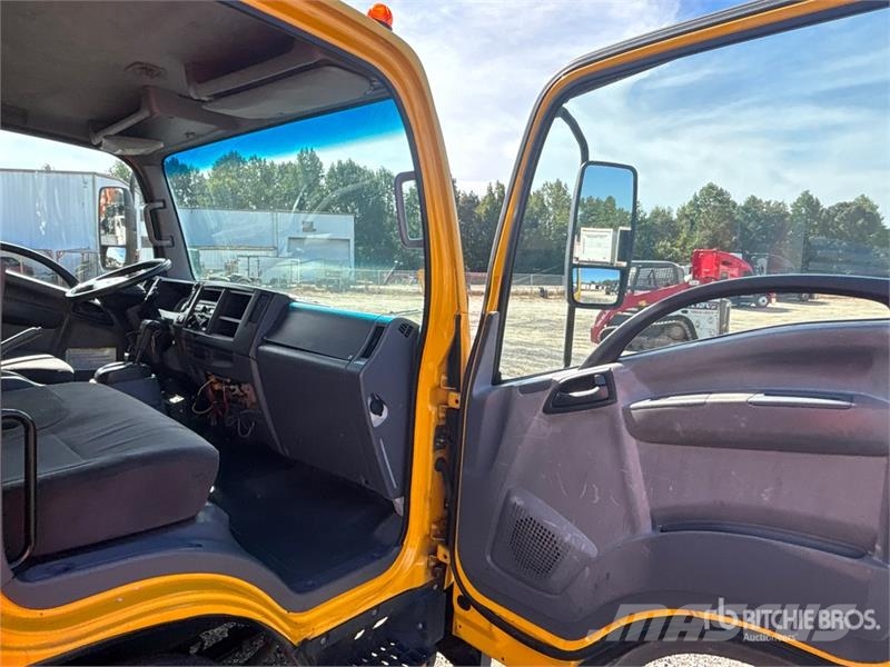Isuzu NPR HD Kofferaufbau