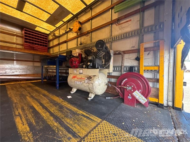 Isuzu NPR HD Kofferaufbau