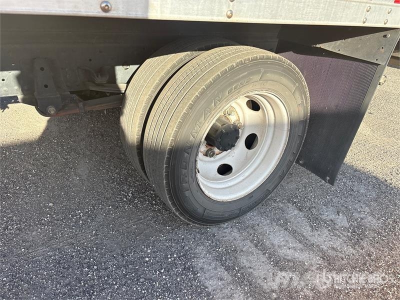 Isuzu NPR HD Bakwagens met gesloten opbouw