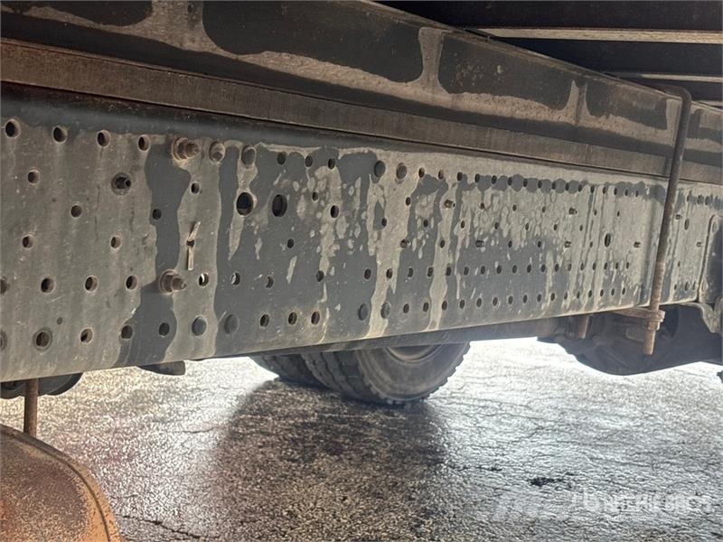 Isuzu NPR HD Skåpbilar