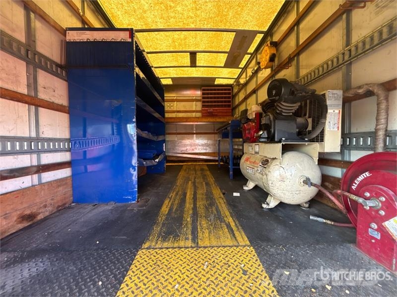 Isuzu NPR HD Kofferaufbau