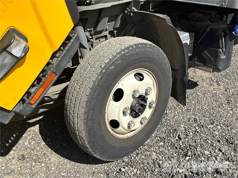 Isuzu NPR HD Kofferaufbau