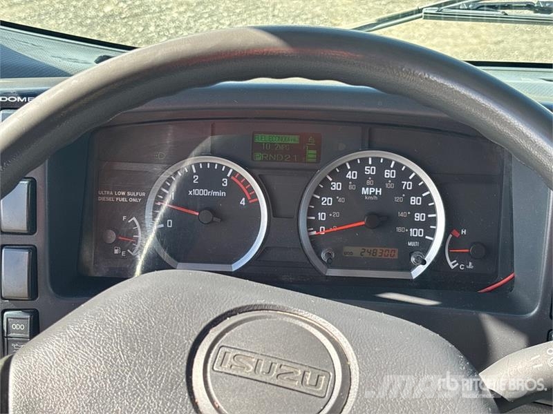 Isuzu NPR HD Kofferaufbau