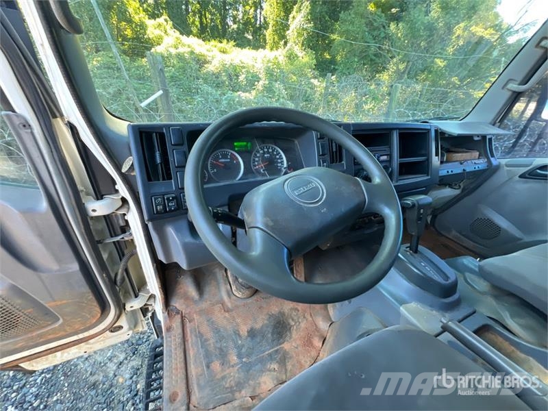 Isuzu NPR HD 4x2 Crew Cab Landscape Truck Otros camiones