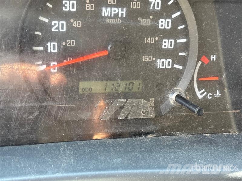 Isuzu NPR HD 4x2 Crew Cab Landscape Truck Otros camiones