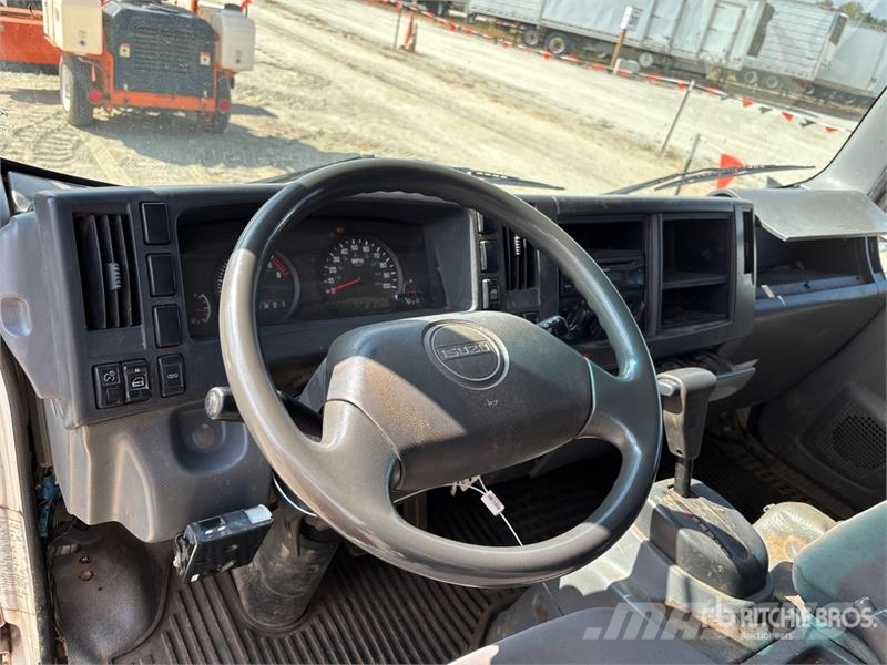 Isuzu NPR HD 4x2 Crew Cab Landscape Truck Otros camiones
