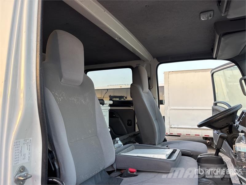 Isuzu NPR HD 4x2 Van Truck Box trucks
