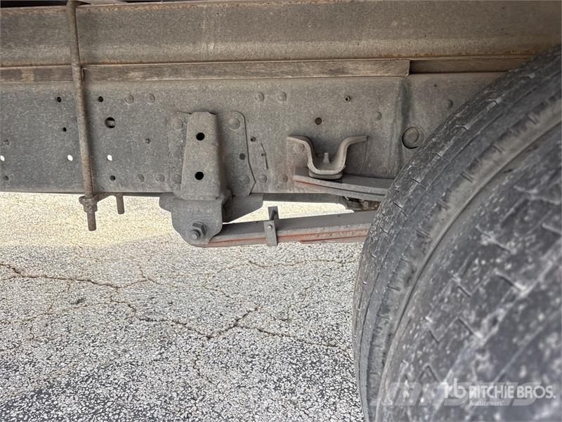 Isuzu NPR HD 4x2 Van Truck Camiones con caja de remolque