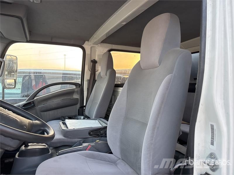 Isuzu NPR HD 4x2 Van Truck Box trucks