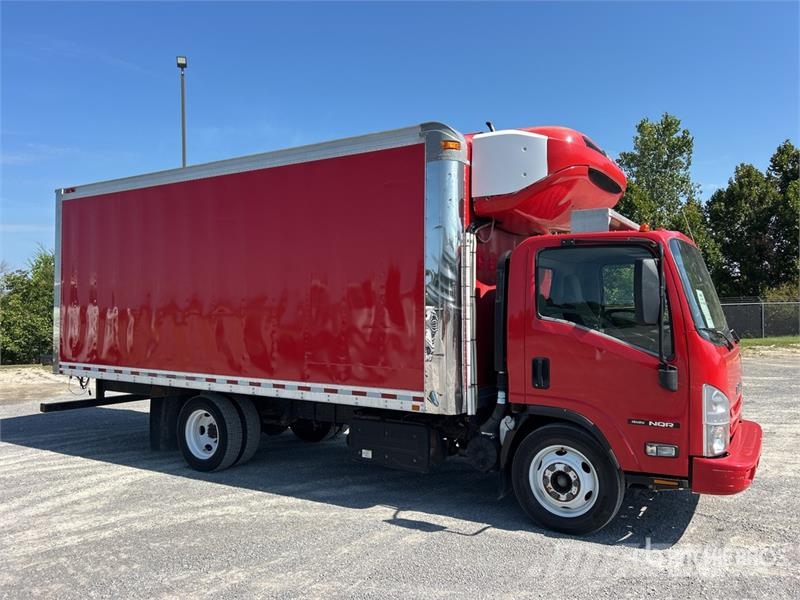 Isuzu NQR Caminhões com temperatura controlada
