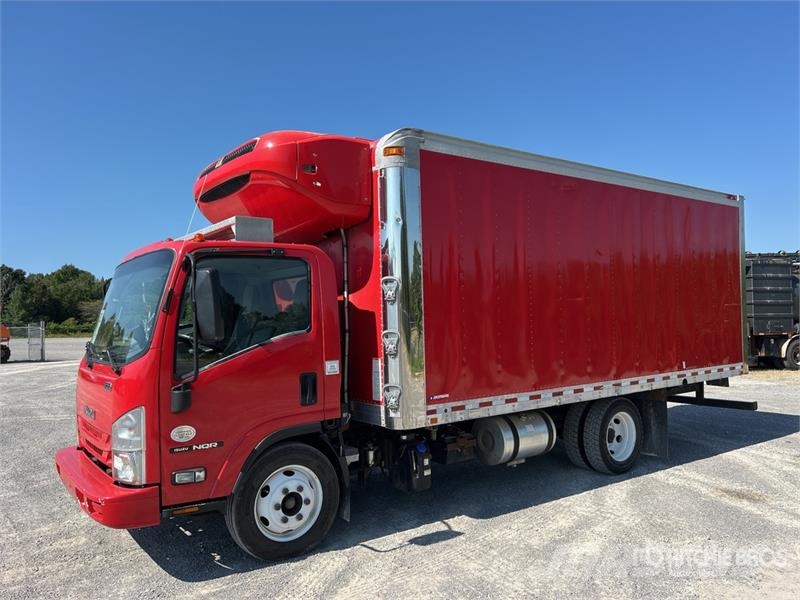 Isuzu NQR Caminhões com temperatura controlada