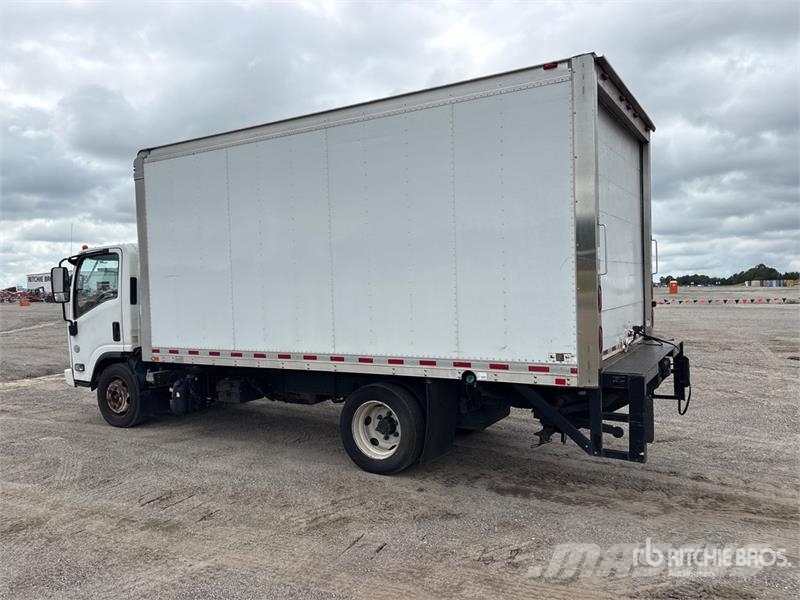 Isuzu NQR شاحنات ذات هيكل صندوقي