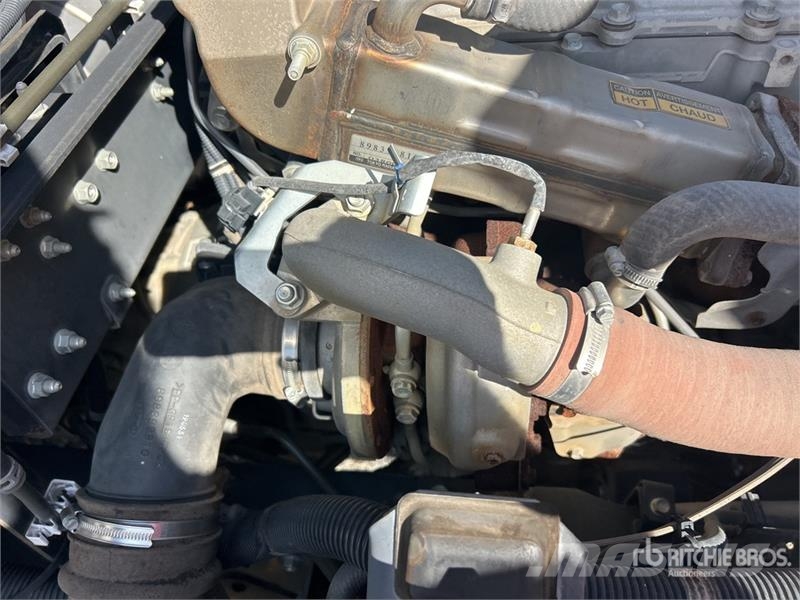 Isuzu NQR Pometalni stroji