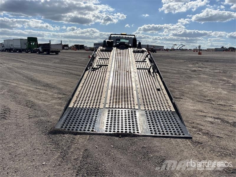 Isuzu NQR Evakuators ar manipulatoru