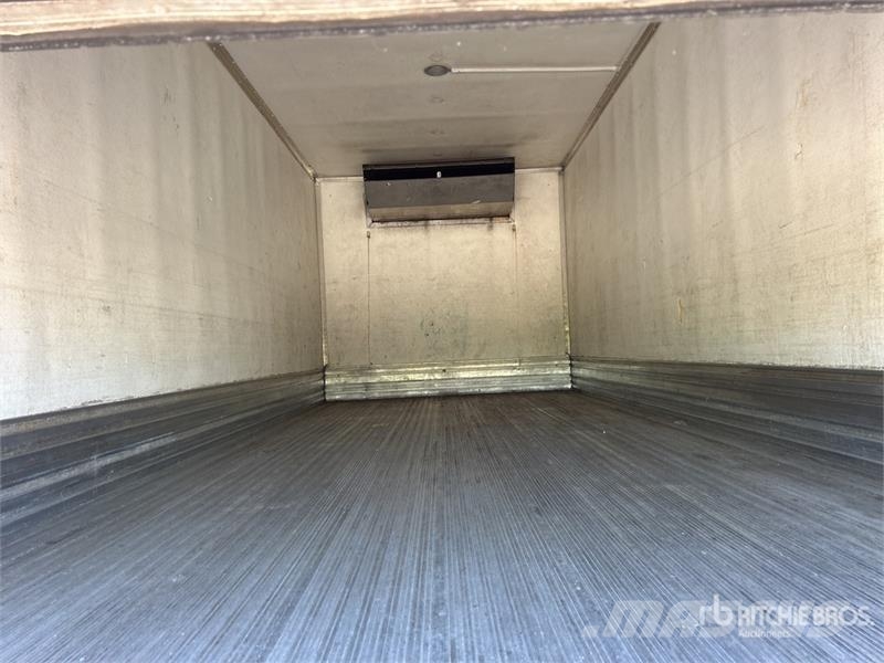 Isuzu NQR Caminhões com temperatura controlada