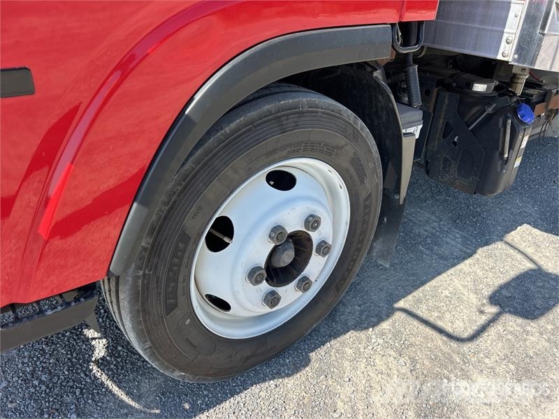 Isuzu NQR Caminhões com temperatura controlada