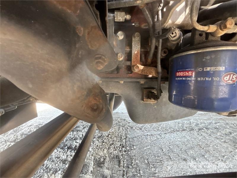 Isuzu NRR Italszállító tehergépkocsik