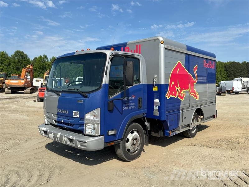 Isuzu NRR Gėrimų tiekimo sunkvežimiai