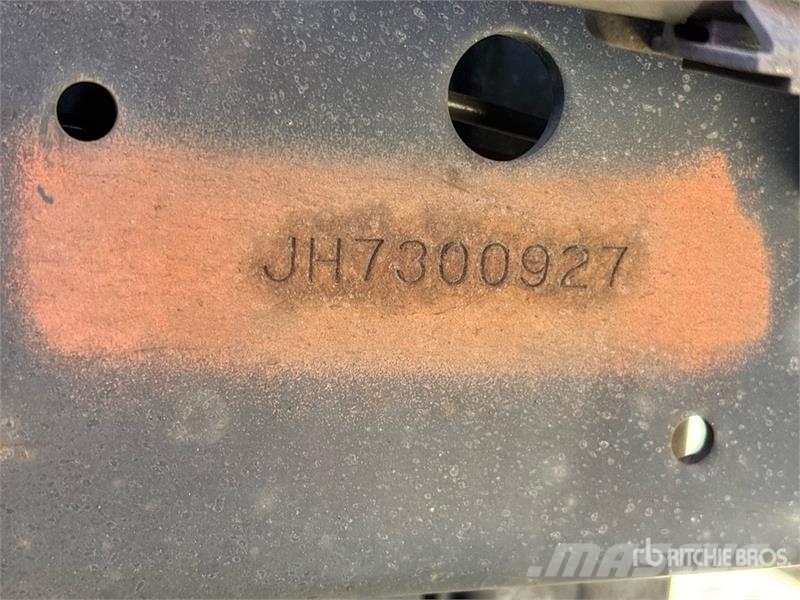 Isuzu NRR Italszállító tehergépkocsik