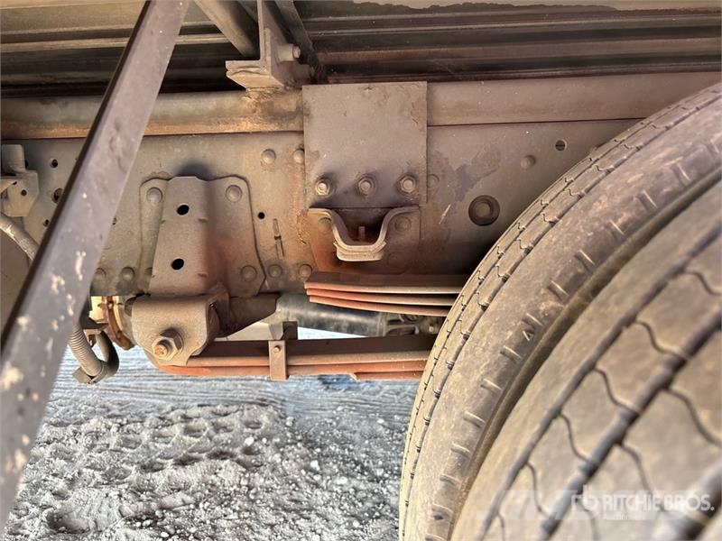 Isuzu NRR Italszállító tehergépkocsik