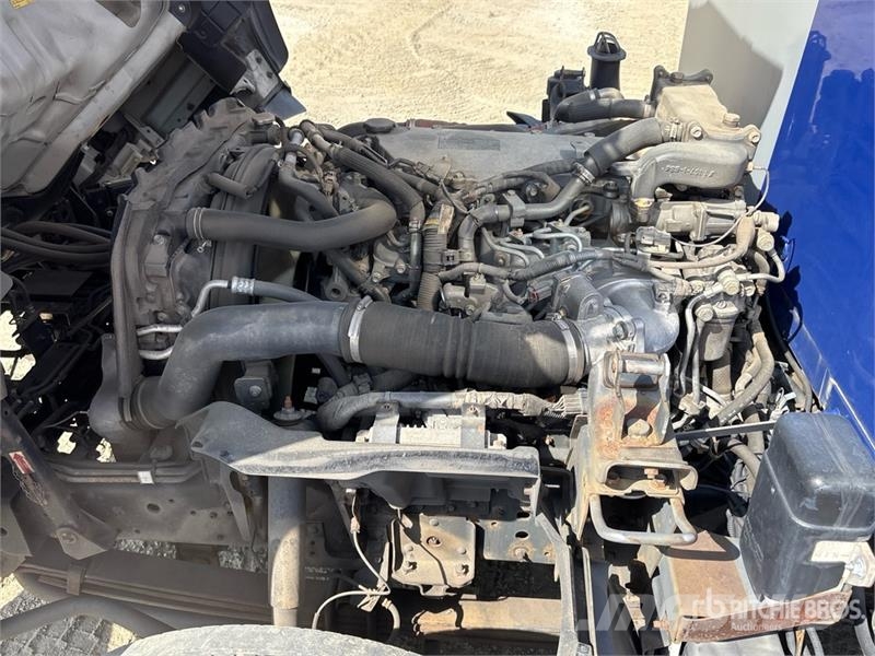 Isuzu NRR Italszállító tehergépkocsik