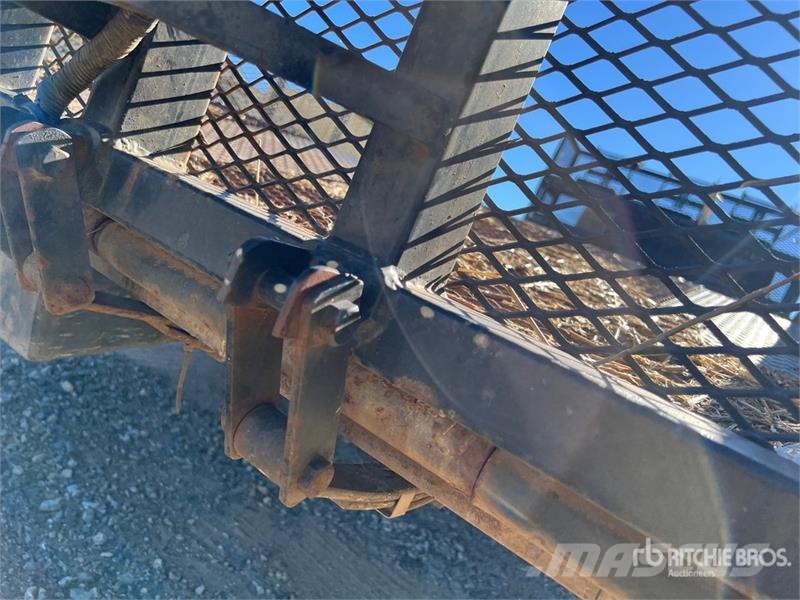  Izusu NPR HD 4x2 Crew Cab Landscape Truck 其他貨車