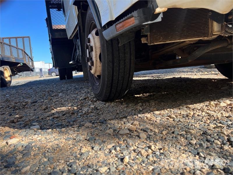  Izusu NPR HD 4x2 Crew Cab Landscape Truck 其他貨車