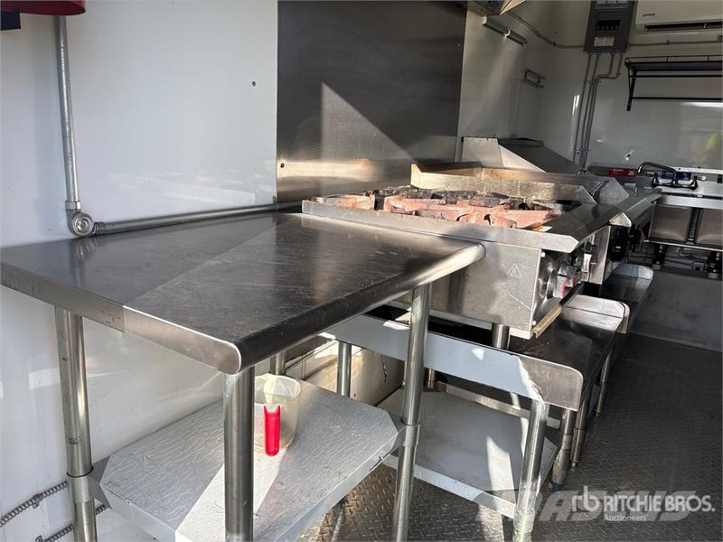 J.C. 6X12SA 12 ft S/A Food Concession Trailer Ostale prikolice