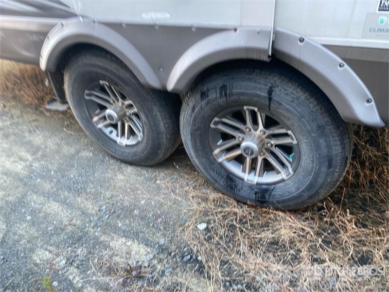 Jayco Eagle 330RTS Travel Trailer Andre hengere