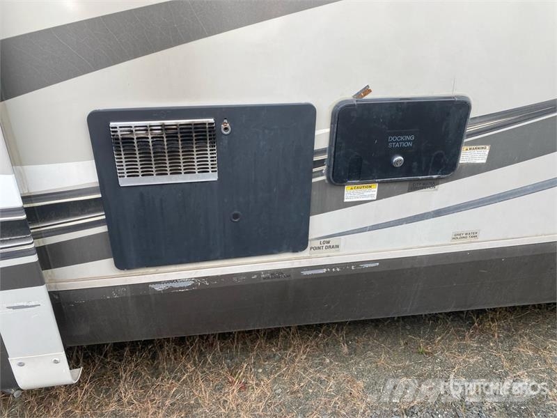 Jayco Eagle 330RTS Travel Trailer Andre hengere