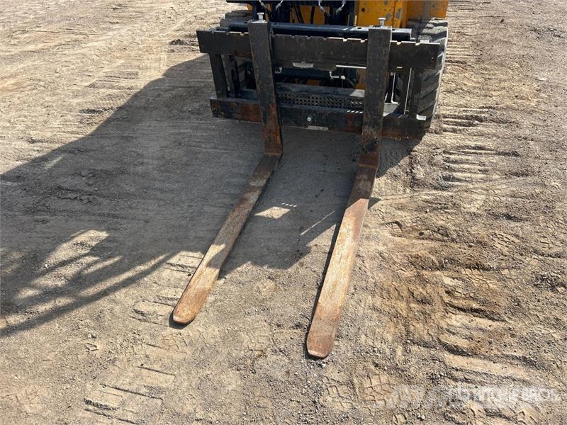JCB 35D Telehandler Teleskopski viljuškari
