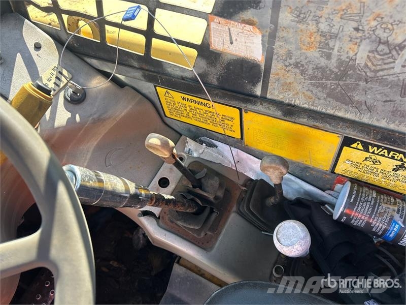 JCB 410M-1C Teleskopiskie manipulatori