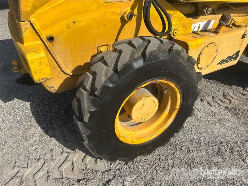 JCB 410M-1C Teleskopiskie manipulatori