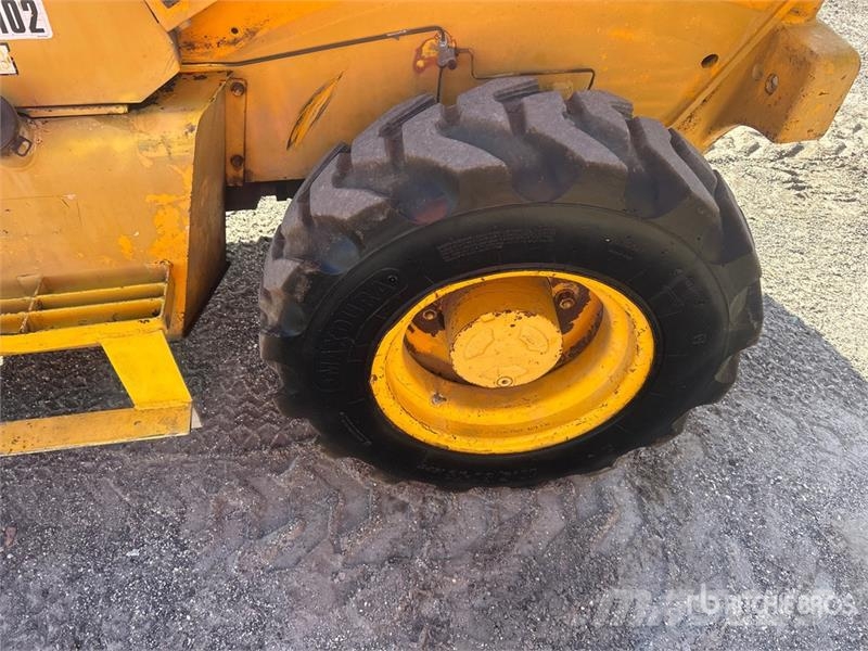JCB 410M-1C Teleskopiskie manipulatori