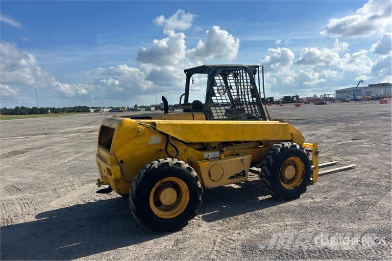 JCB 410M-1C Teleskopiskie manipulatori