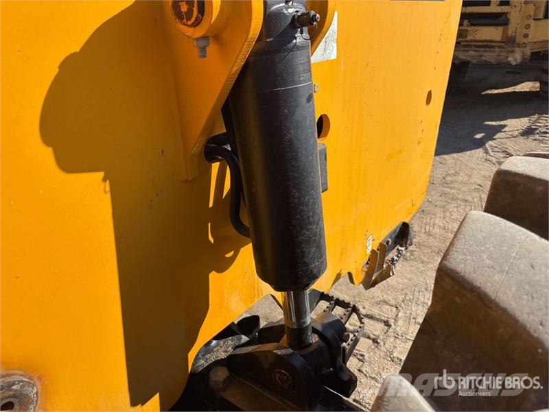 JCB 509.42 مناولات متداخلة