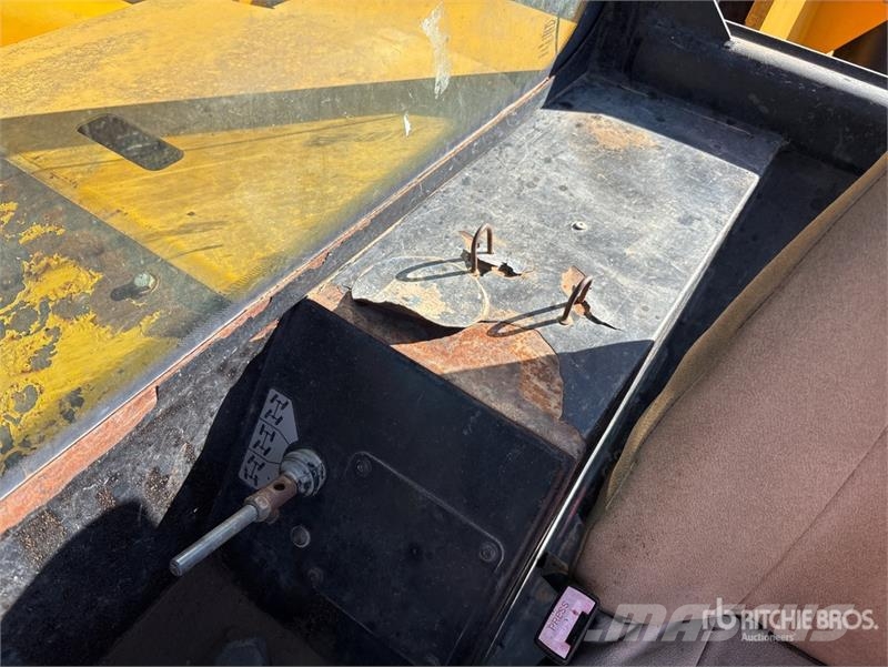 JCB 509.42 مناولات متداخلة