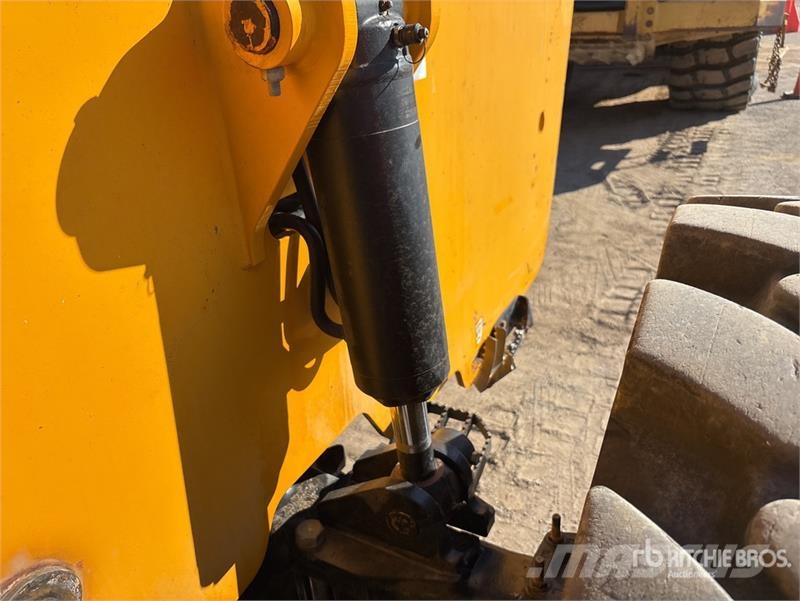 JCB 509.42 مناولات متداخلة
