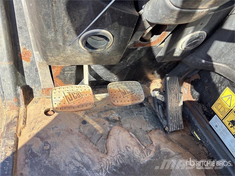 JCB 509.42 مناولات متداخلة