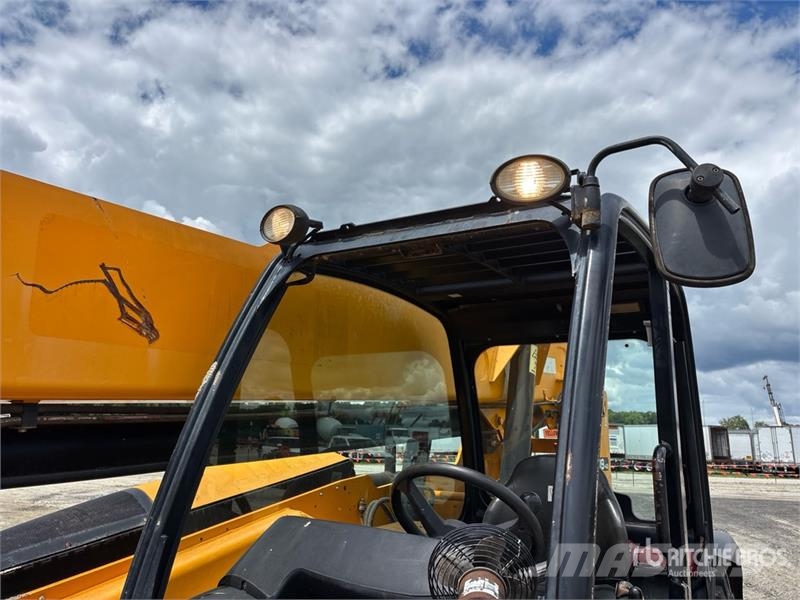 JCB 509.42 Teleskoplæssere