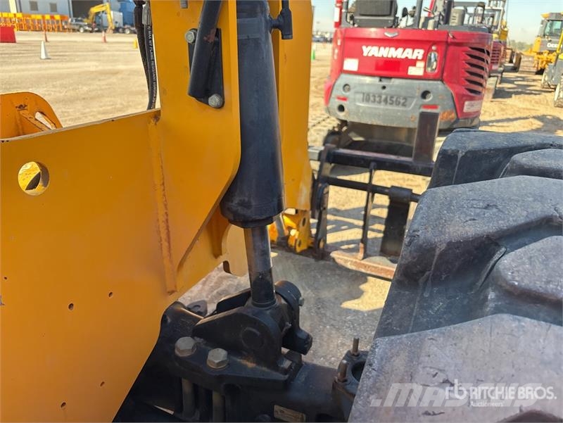 JCB 509.42 مناولات متداخلة