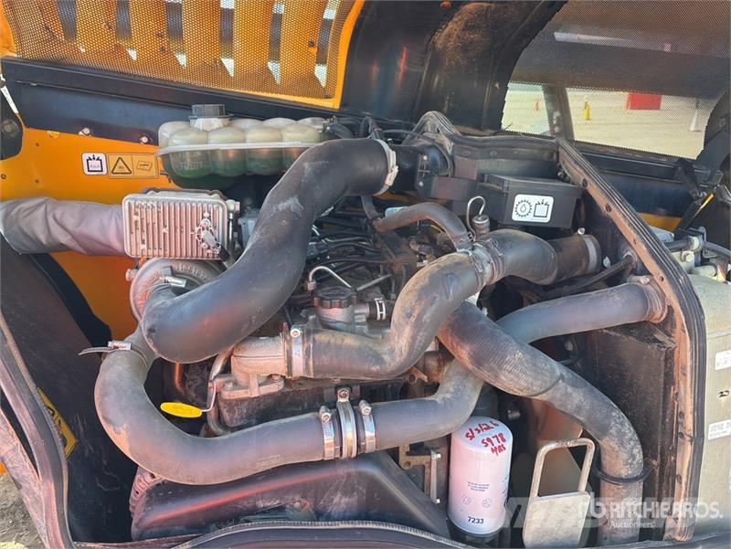 JCB 509.42 مناولات متداخلة