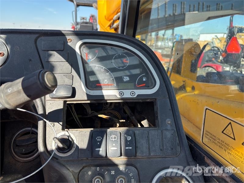 JCB 509.42 مناولات متداخلة