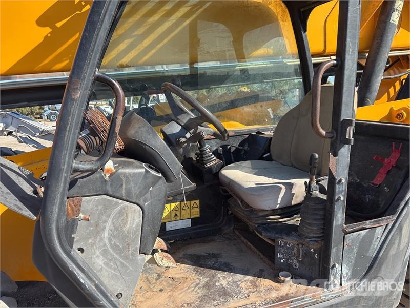 JCB 509.42 مناولات متداخلة